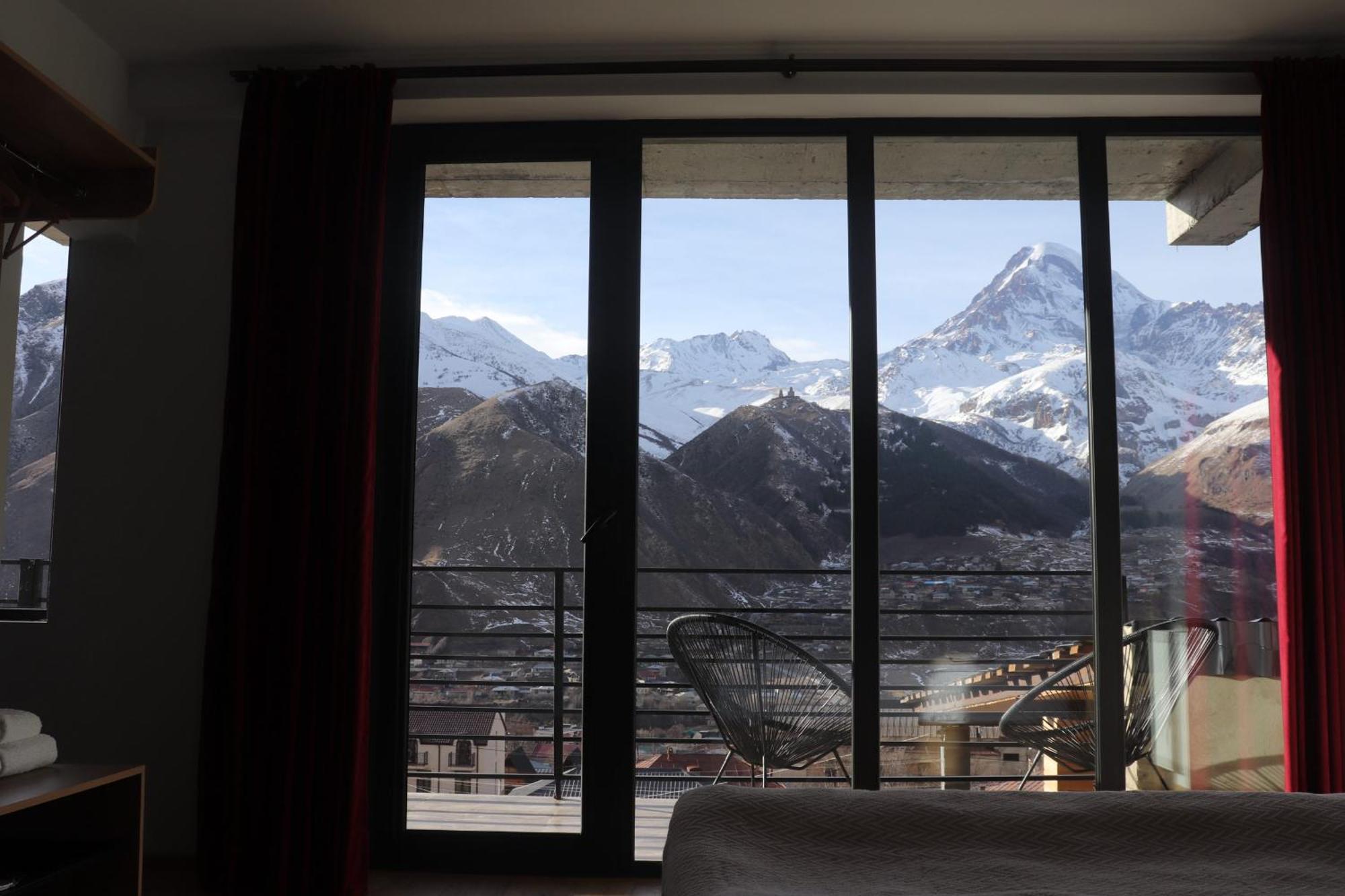 Rooftop Kazbegi Екстериор снимка