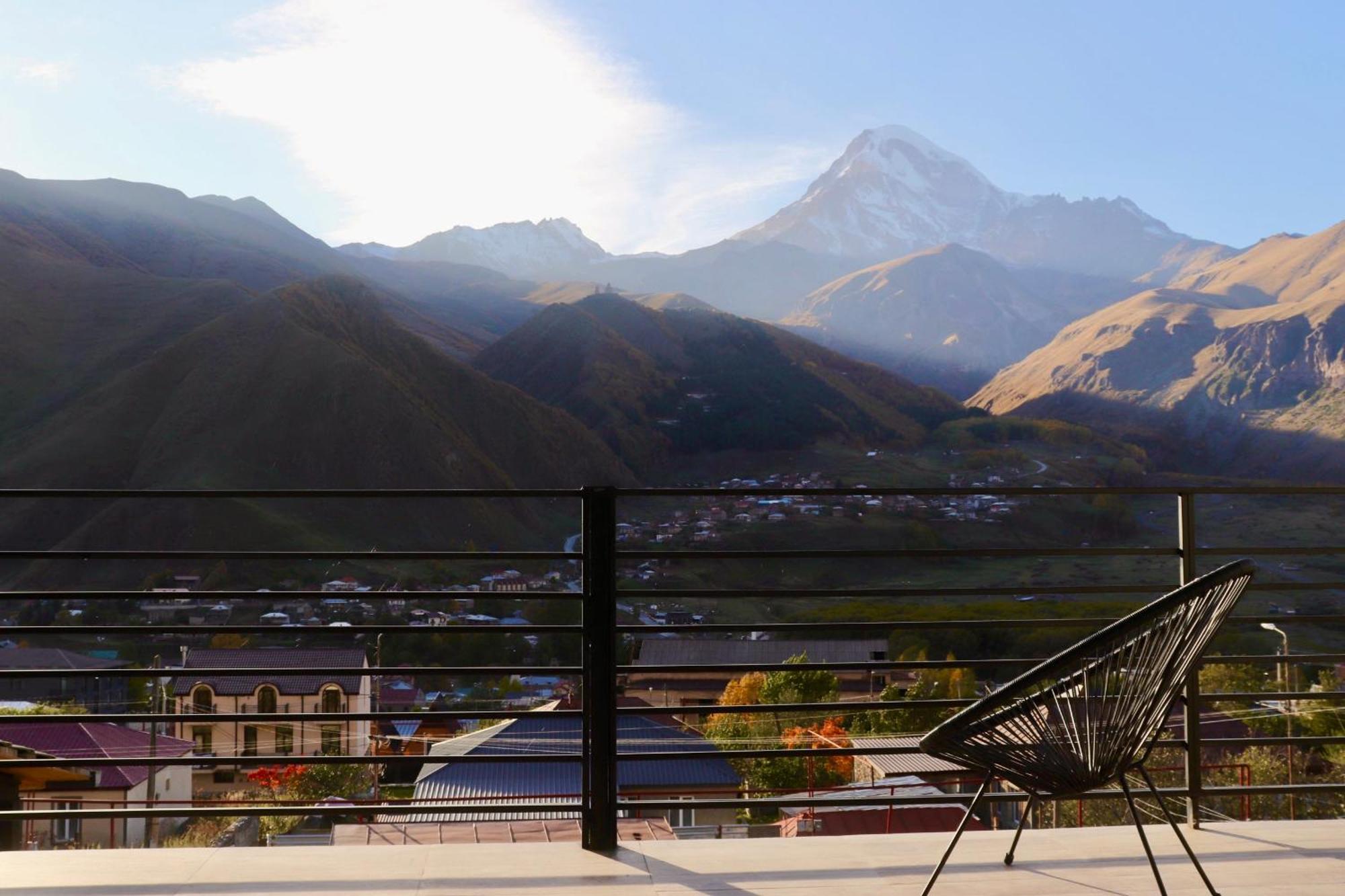 Rooftop Kazbegi Екстериор снимка
