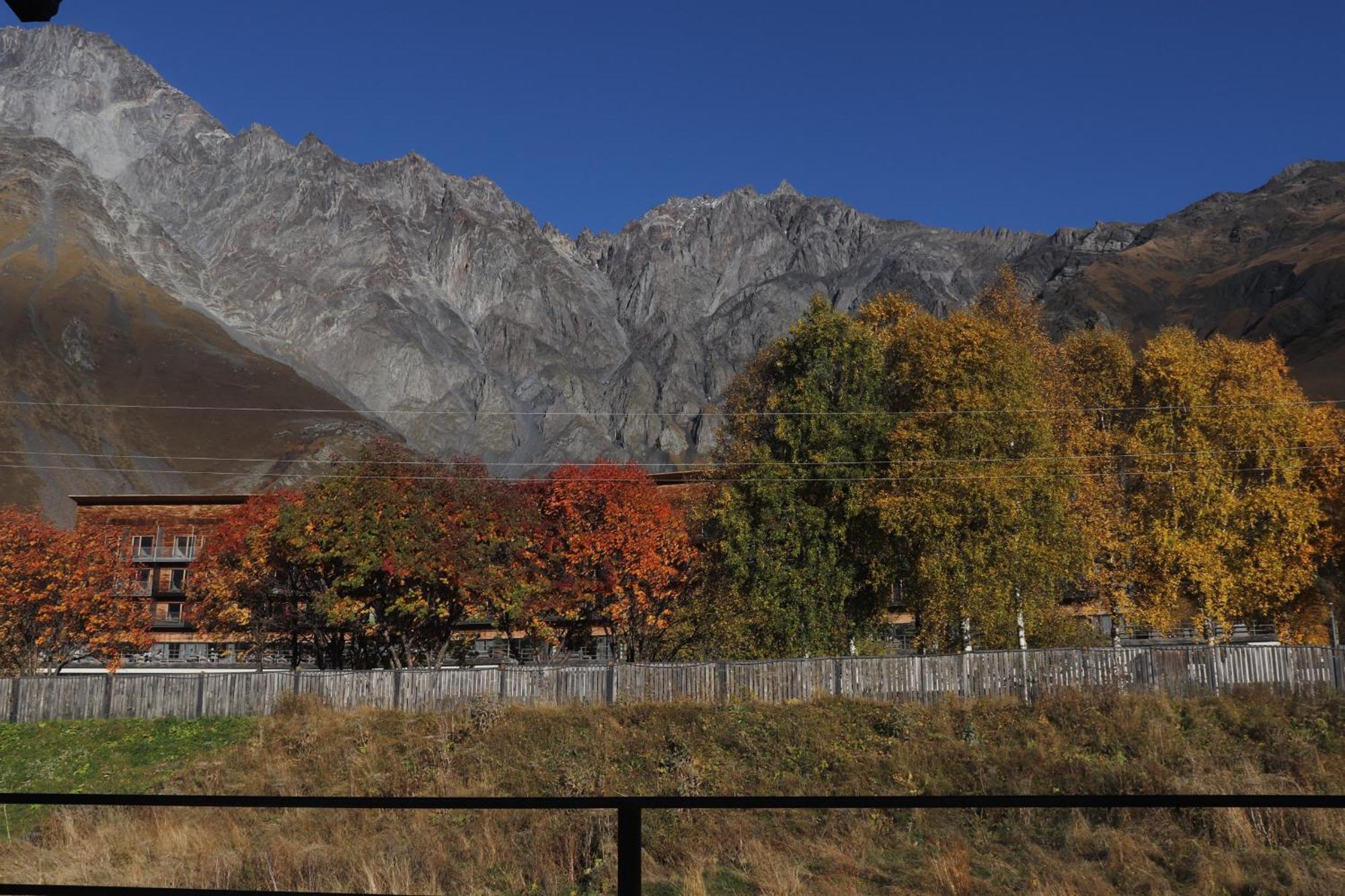 Rooftop Kazbegi Екстериор снимка